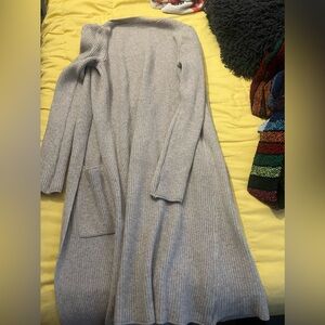 Cyrus cardigan size xs